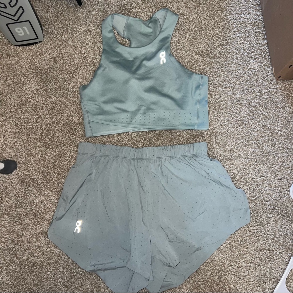 On Running Race Athletic Shorts and Top Set - Light Blue